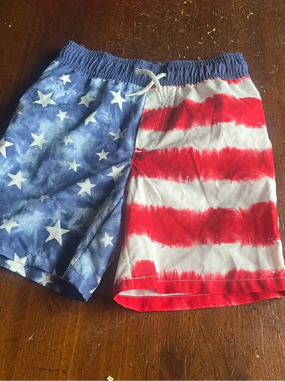 NWT boys size 6 Oshkosh swim trunks